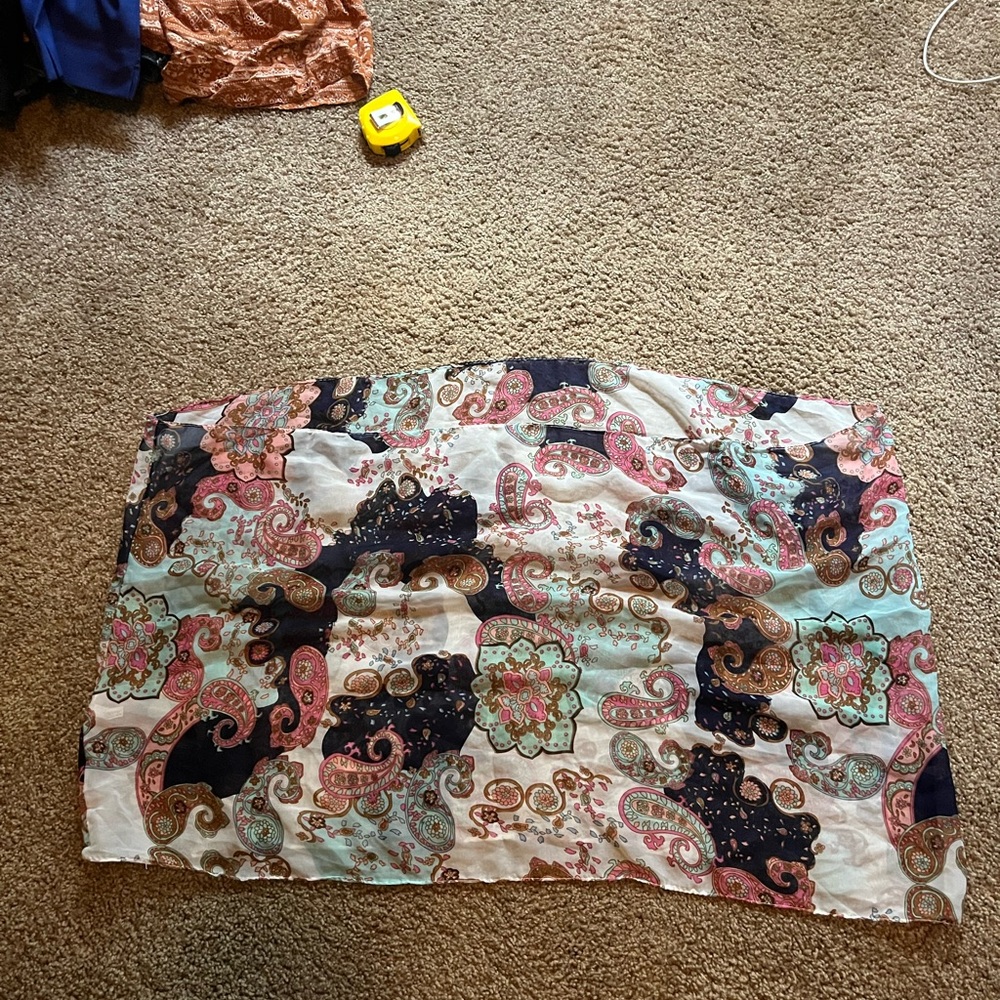 Lavello lifestyle Lightweight Paisley infinity Scarf in Pink, Aqua & Navy